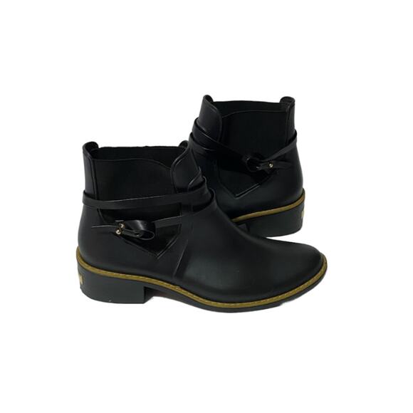 NWOB COLCCI Womens 8/9 Black Rubber Chelsea Boots Ankle Wrap Detail Riding Rain - Picture 1 of 6